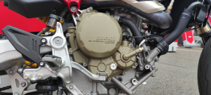 Okruhové testování Hypermotard 698 Mono